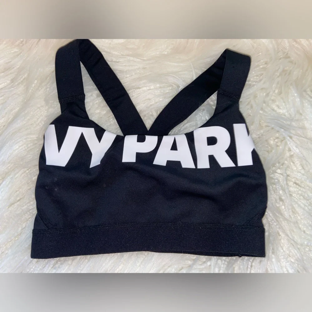 IVY PARK Black and White Sports Bra - Picture 4 of 7